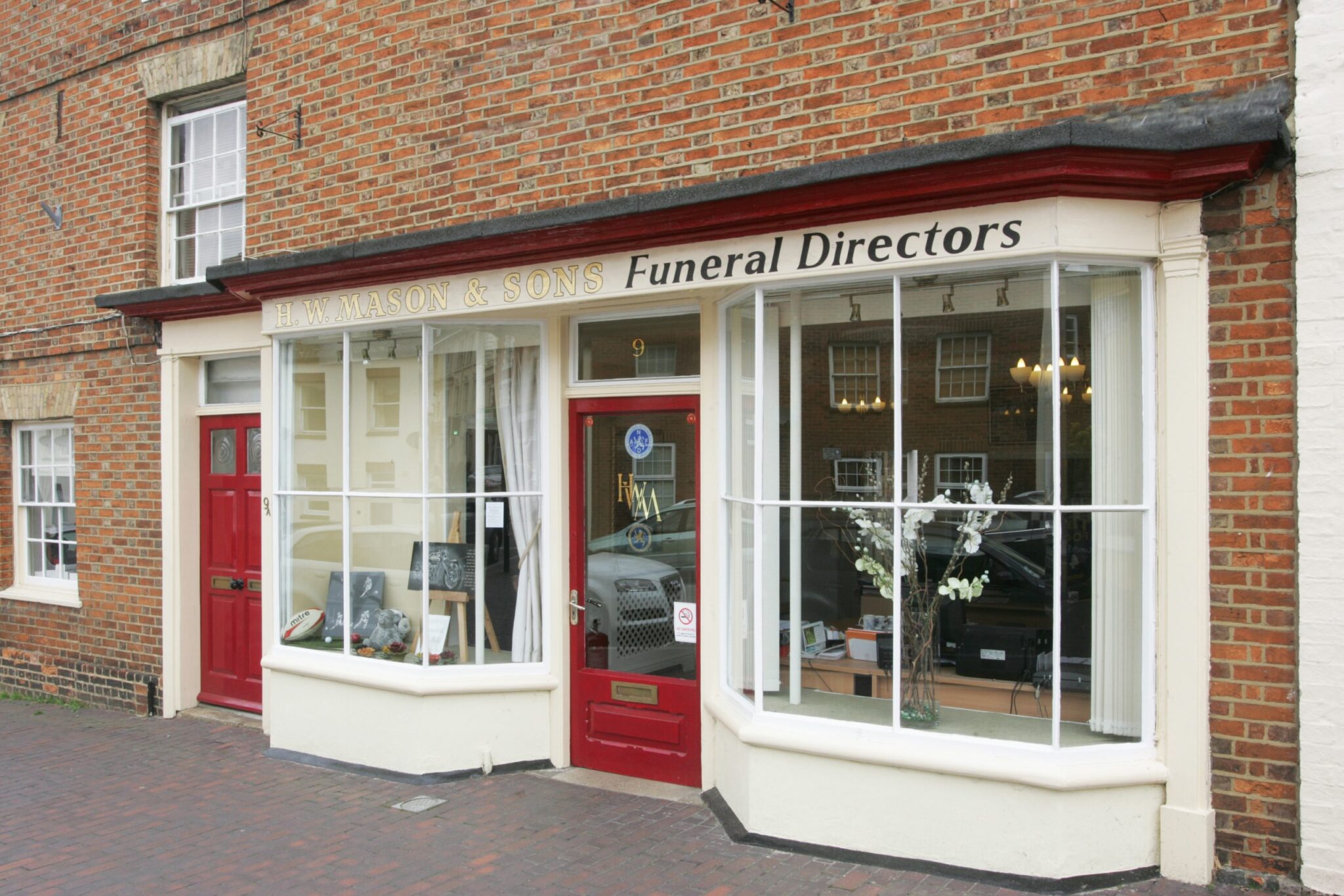 Funeral Director In Milton Keynes